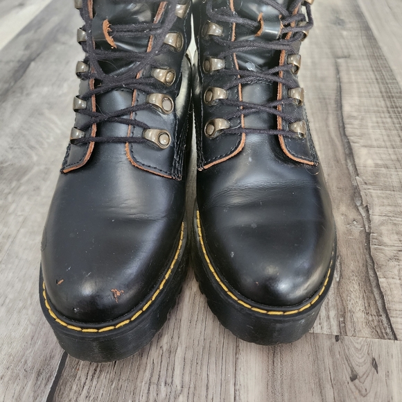 Dr. Martens Black Leather Lace-Up Boots - Picture 5 of 9